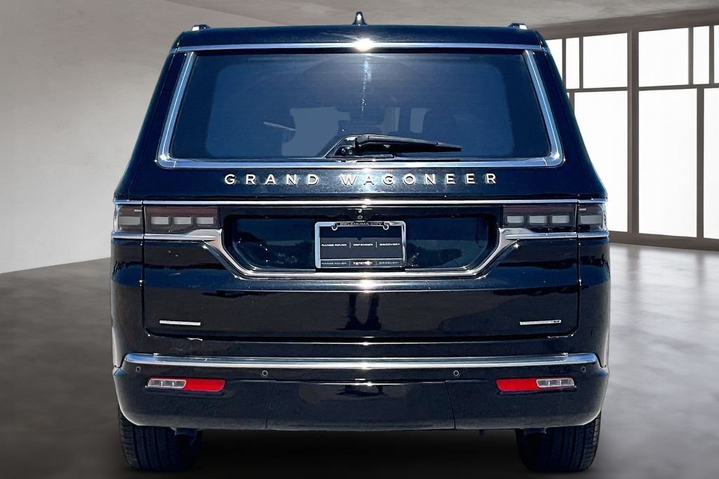 Used 2022 Diamond Black Jeep Series II image 4