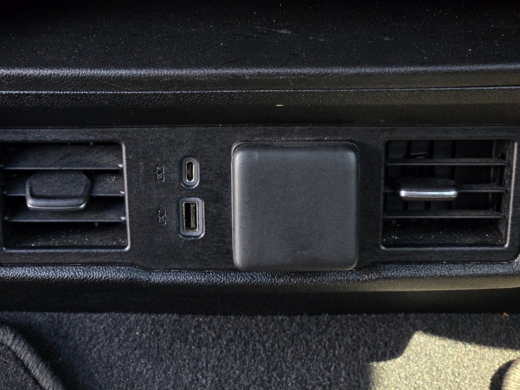 2024 GMC Sierra 1500 SLT - Photo 18