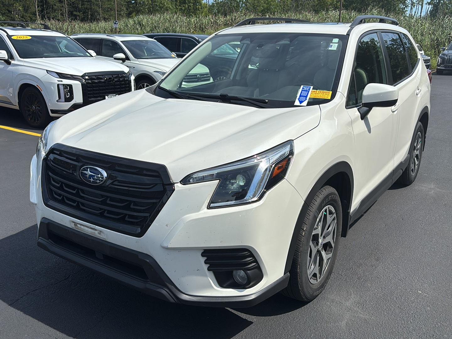Used 2023 Crystal White Pearl Subaru Premium image 3
