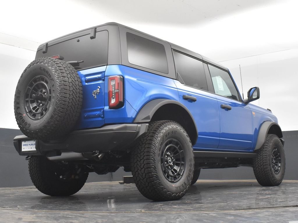 New 2026 Velocity Blue Metallic Ford Badlands® image 21