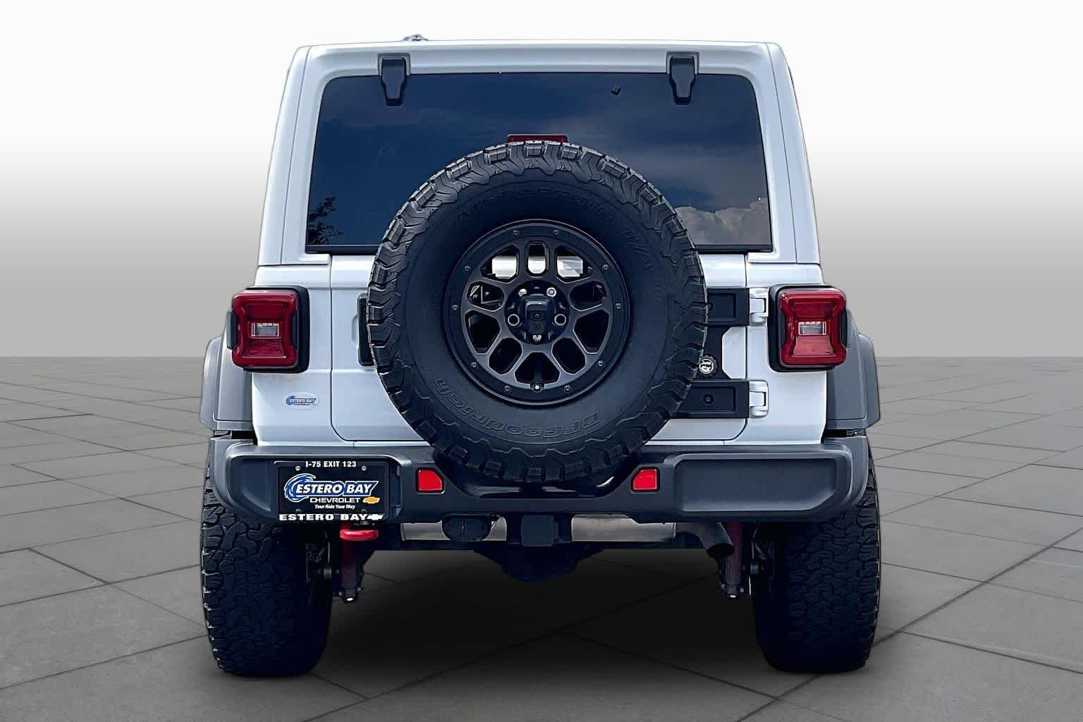 Used 2023 Bright White Clearcoat Jeep Rubicon image 5