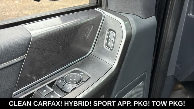 Used 2022 Agate Black Metallic Ford XLT image 10