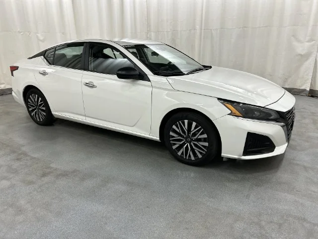 2025 Nissan Altima