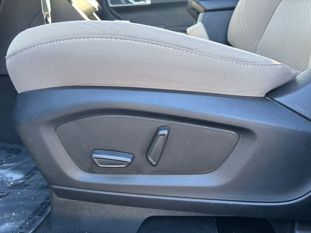 Used 2021 Gray Ford Base image 19