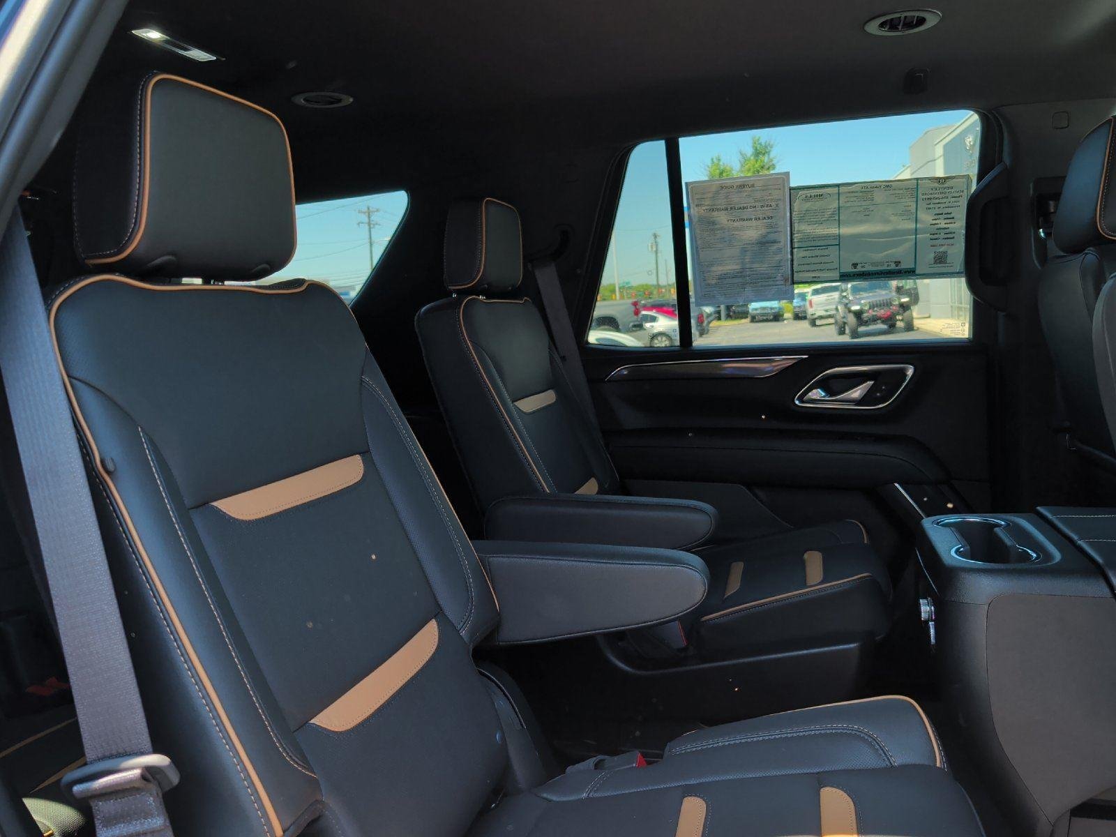 Used 2024 Summit White GMC AT4 image 38