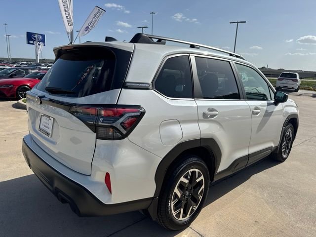 Used 2025  Subaru Premium image 3