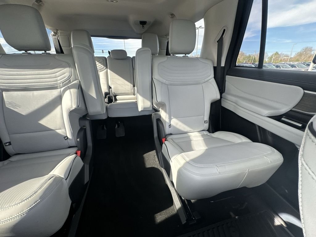 New 2026 Silver Ford Platinum image 14