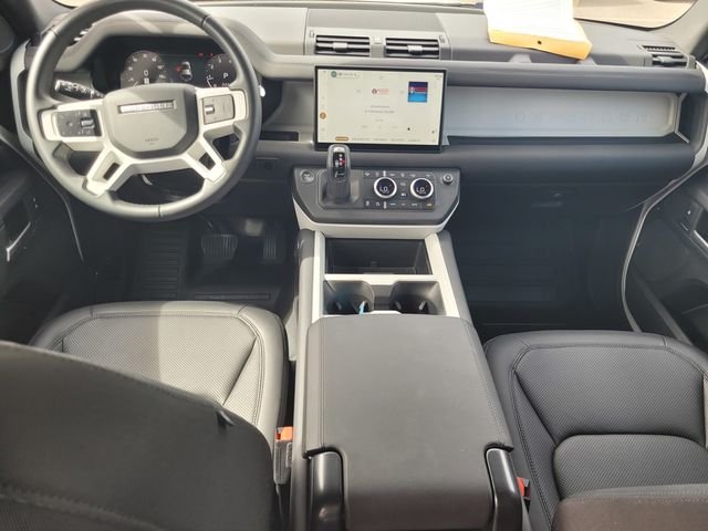 Used 2025 White Land Rover S image 16