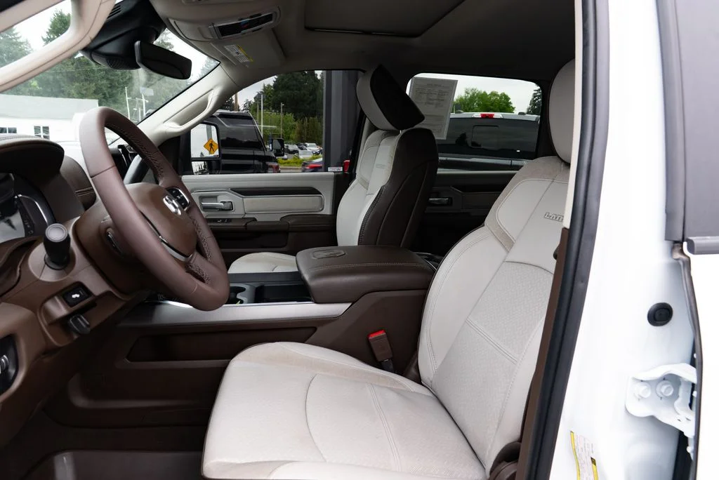 Used 2025 White Ram Laramie image 19