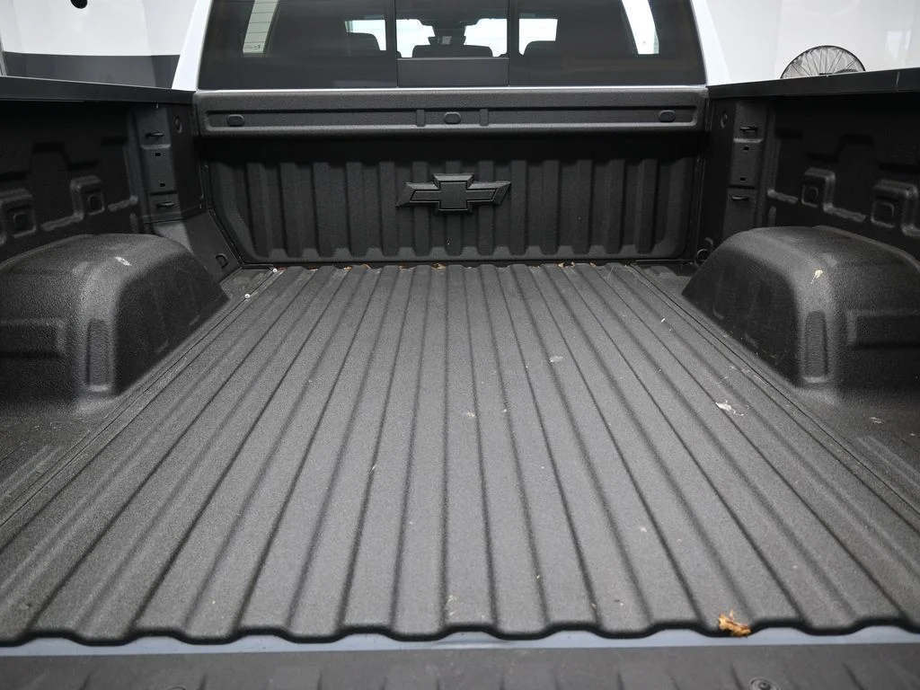 Used 2026 Summit White Chevrolet High Country image 48