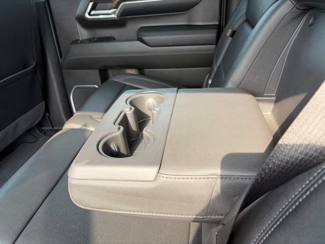 2024 GMC Sierra 1500 SLT - Photo 40