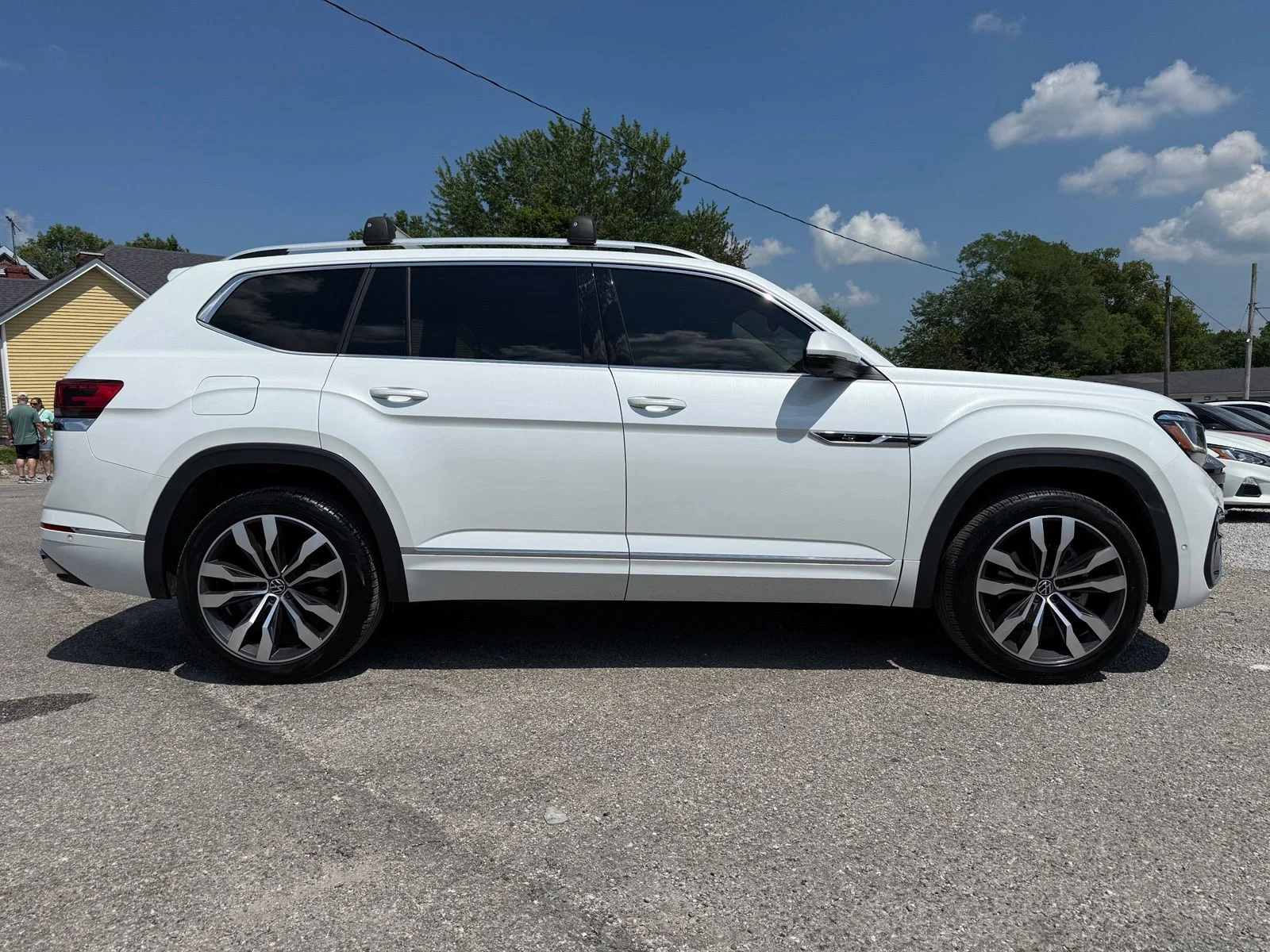 Used 2023 White Volkswagen 3.6L V6 SEL Premium R-Line image 31
