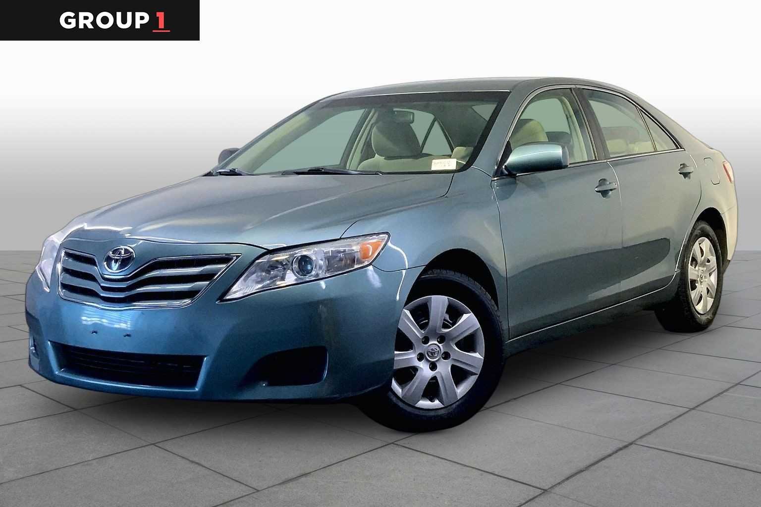 2011 Toyota Camry LE