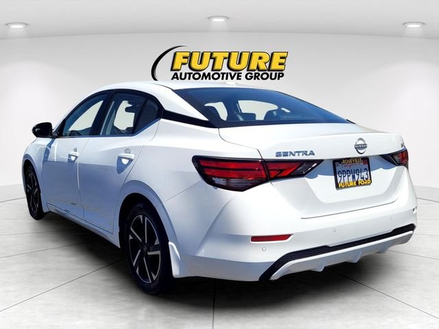 Used 2024 White Nissan SV image 6