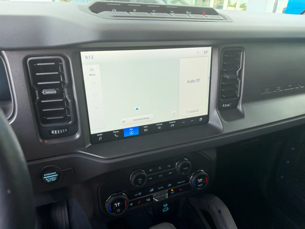 Used 2025 Gray Ford Badlands image 16