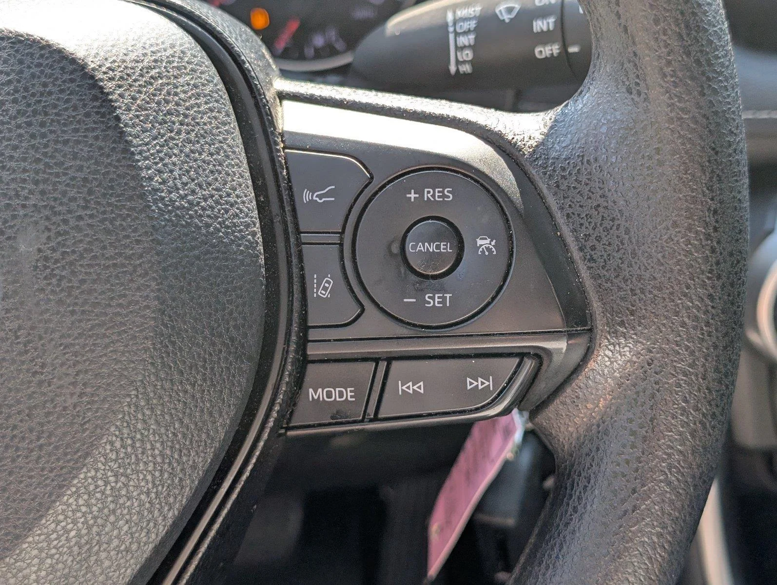 Used 2019 Super White Toyota LE image 27