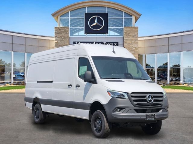 New 2026 Arctic White Mercedes-Benz Cargo 170 WB image 6