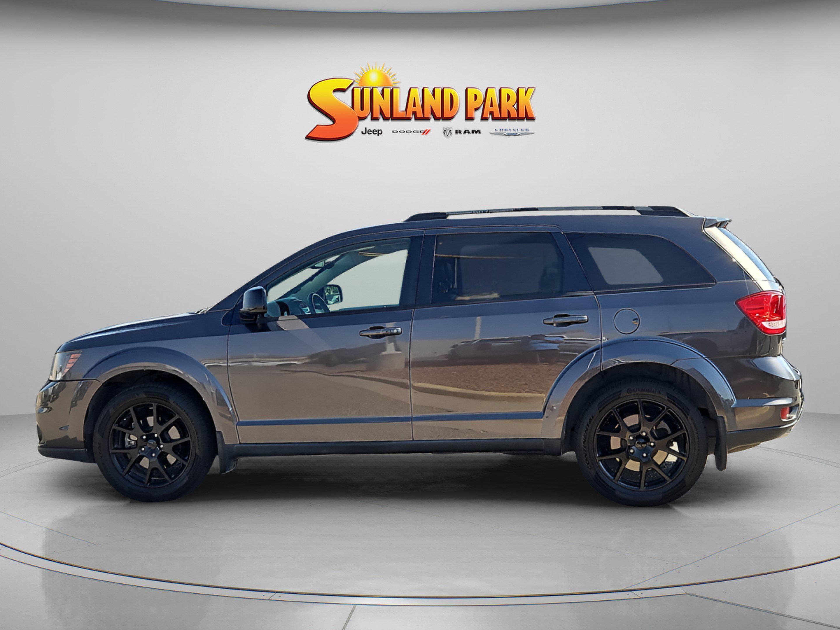 Used 2017 Granite Pearlcoat Dodge GT image 3