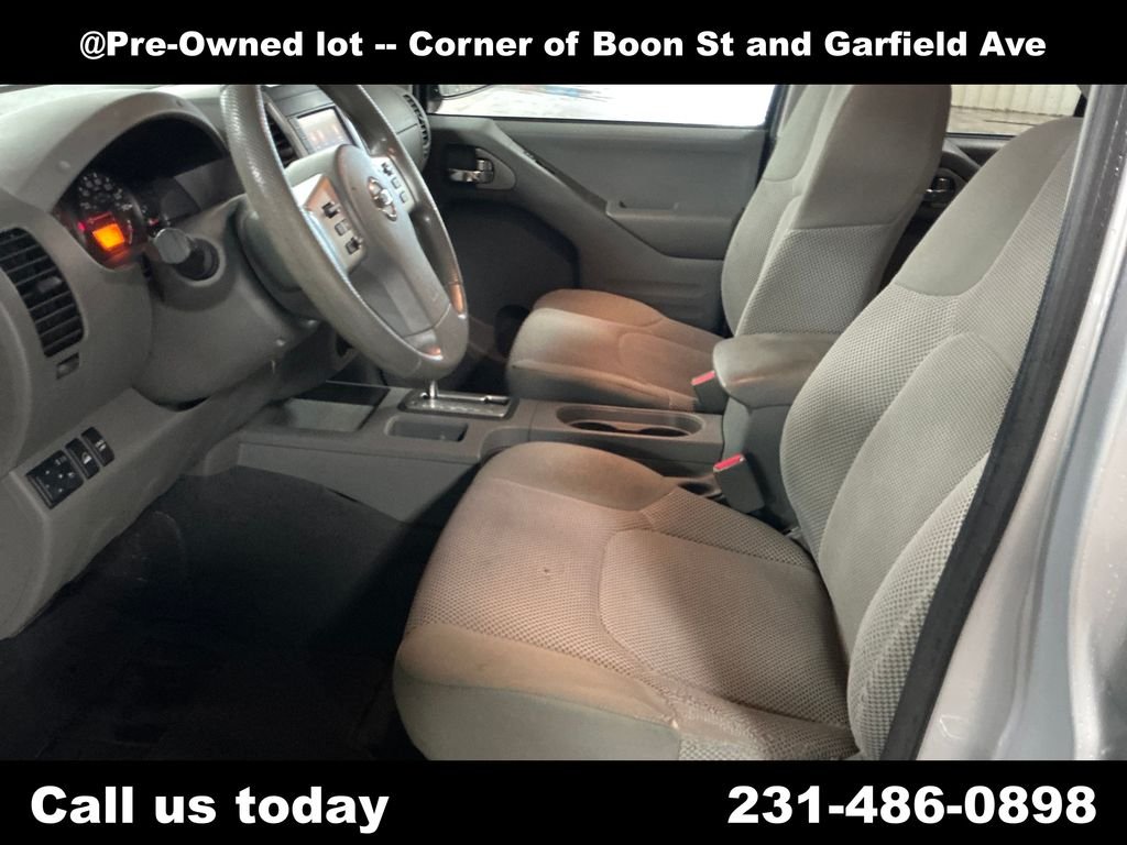 Used 2019 Silver Nissan SV image 14