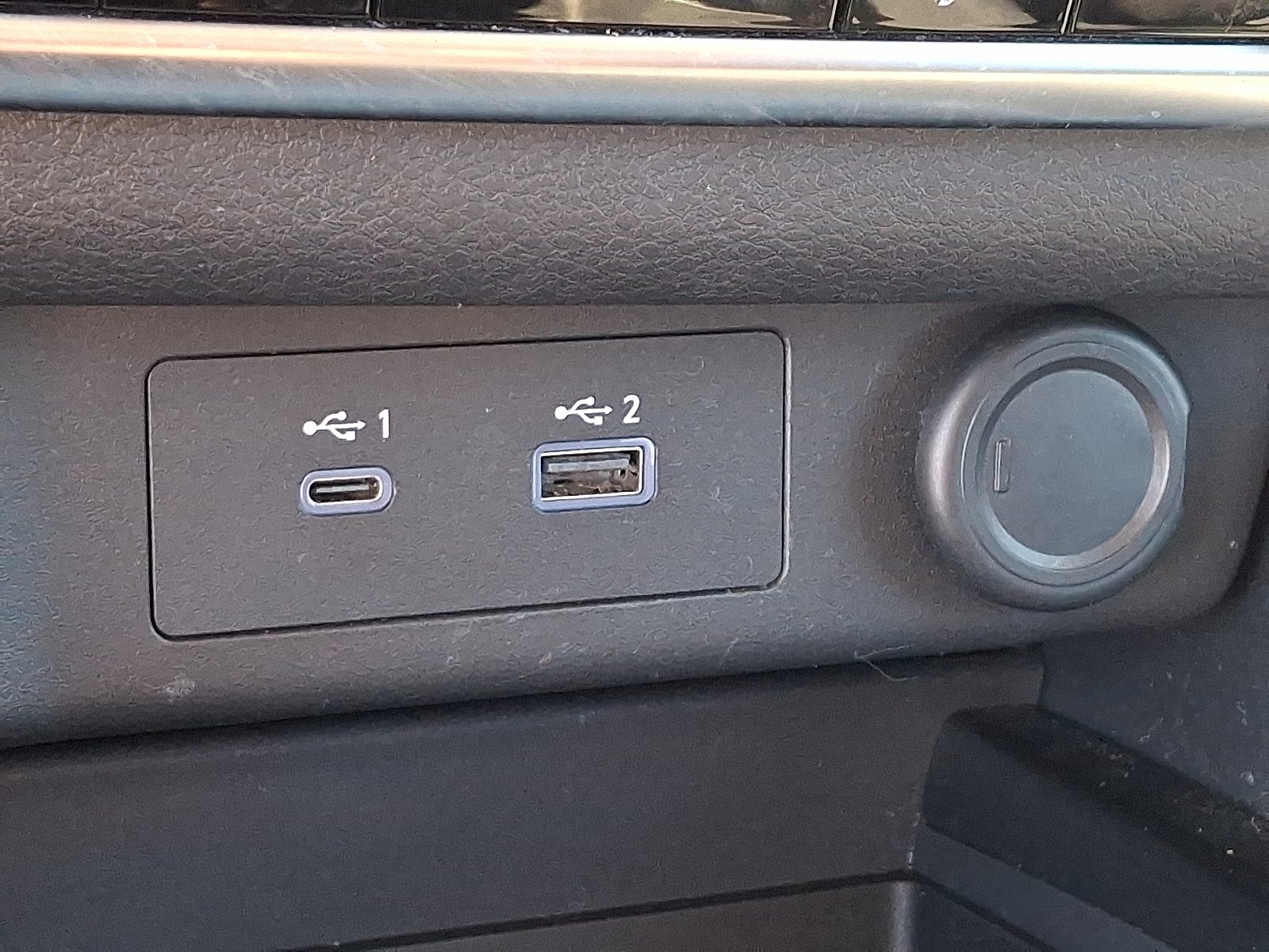 2022 Nissan Rogue SV - Photo 25