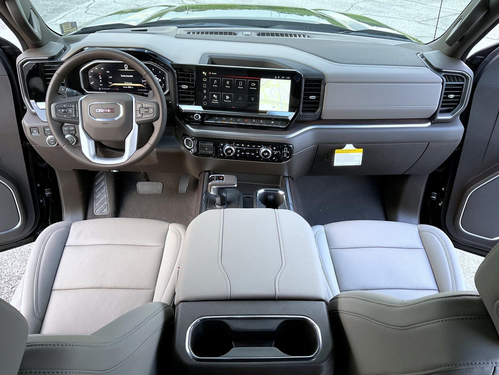 2026 GMC Sierra 1500 SLT - Photo 12