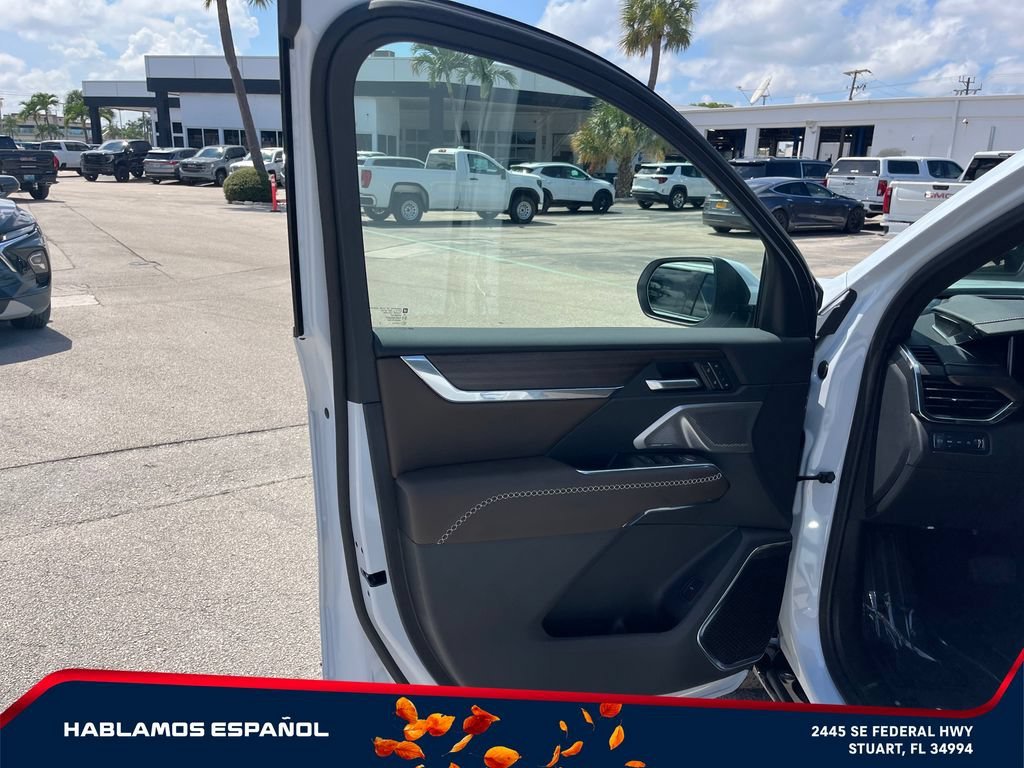 New 2026 Glacier White Tricoat GMC Denali Ultimate image 11