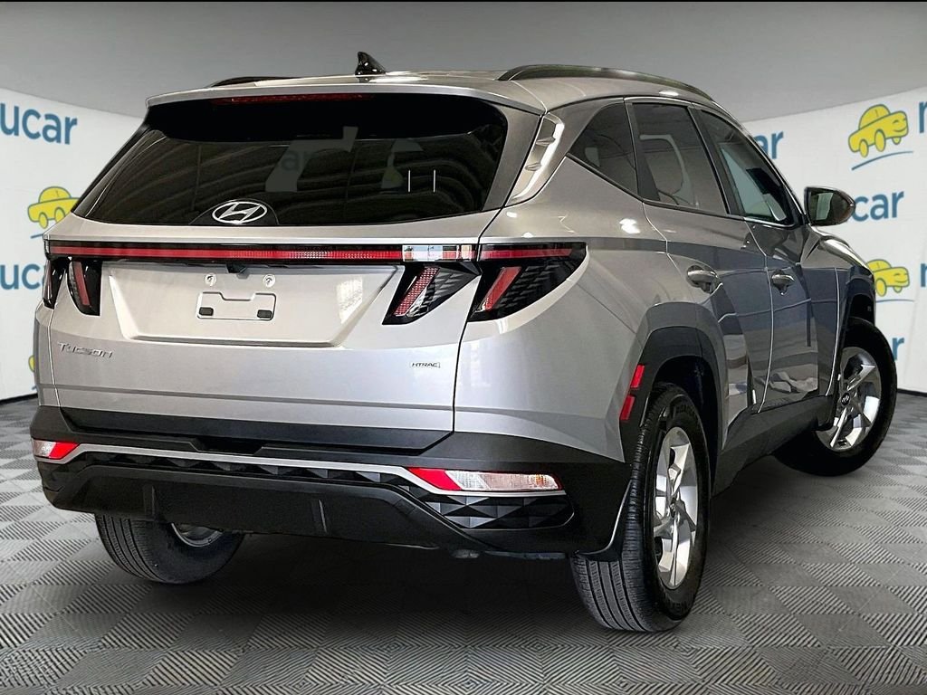Used 2023 Silver Hyundai SEL image 6