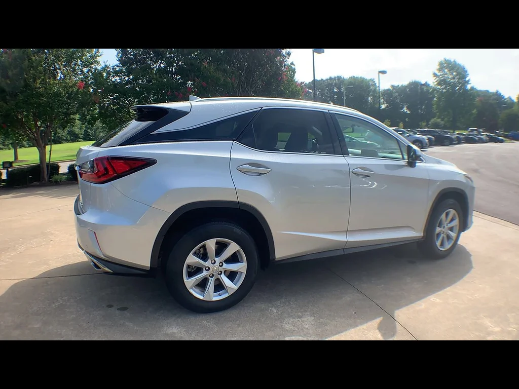 Used 2016 Silver Lining Metallic Lexus 350 image 8