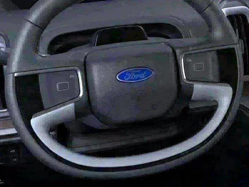 New 2025 Star White Ford Platinum image 12