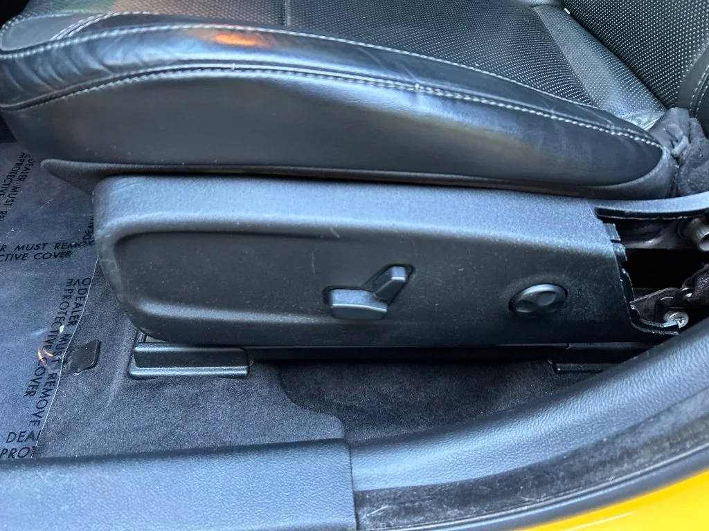 Used 2017 Yellow Dodge R/T image 19