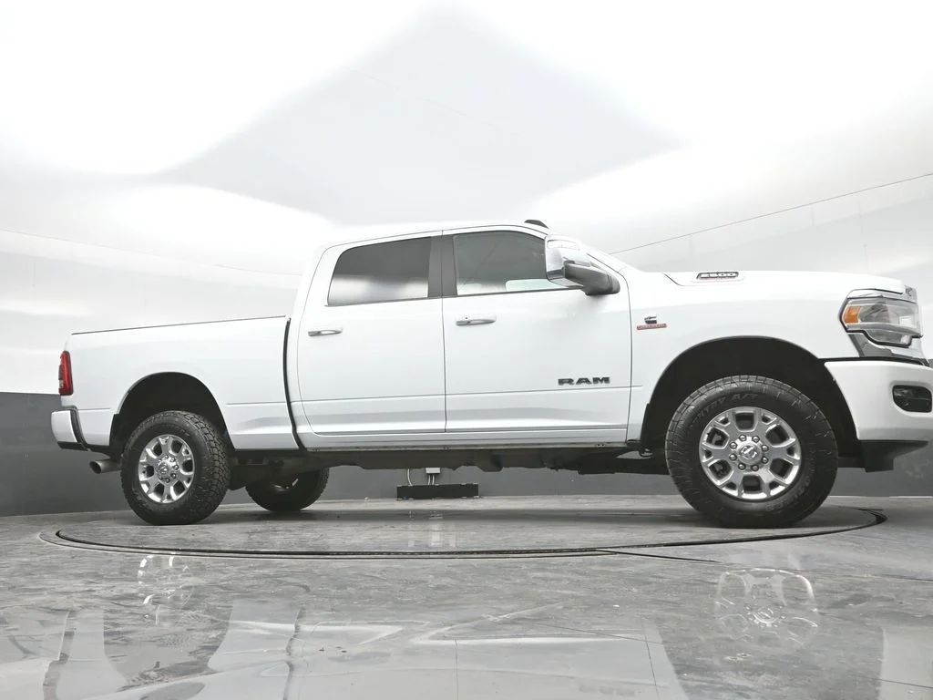 Used 2023 White Ram Laramie image 28
