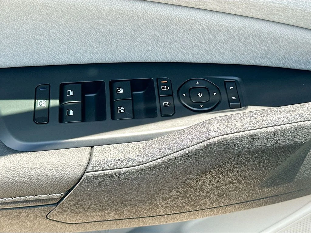 New 2026 Panthera Metal Kia SX Prestige image 18