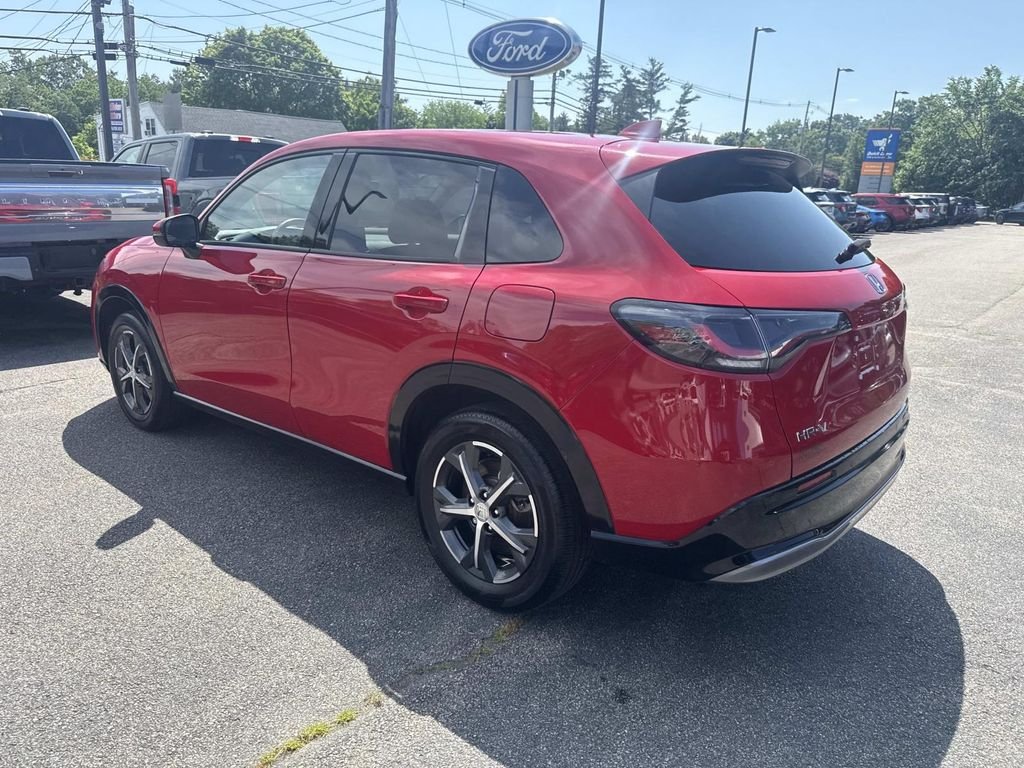 Used 2025 Red Honda EX-L image 3