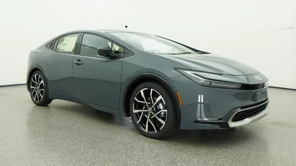 New 2026 Guardian Gray Toyota XSE Premium image 6