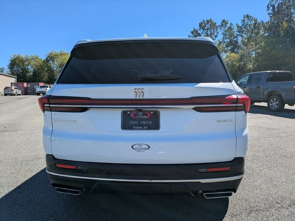 Used 2026 White Buick Preferred image 5