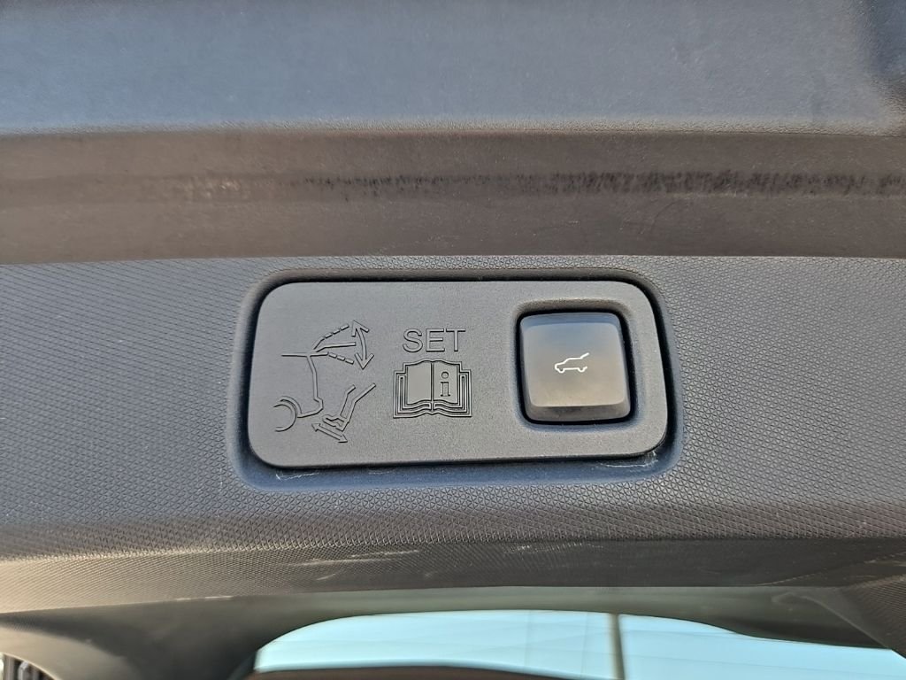 Used 2021 White Ford Premium image 25