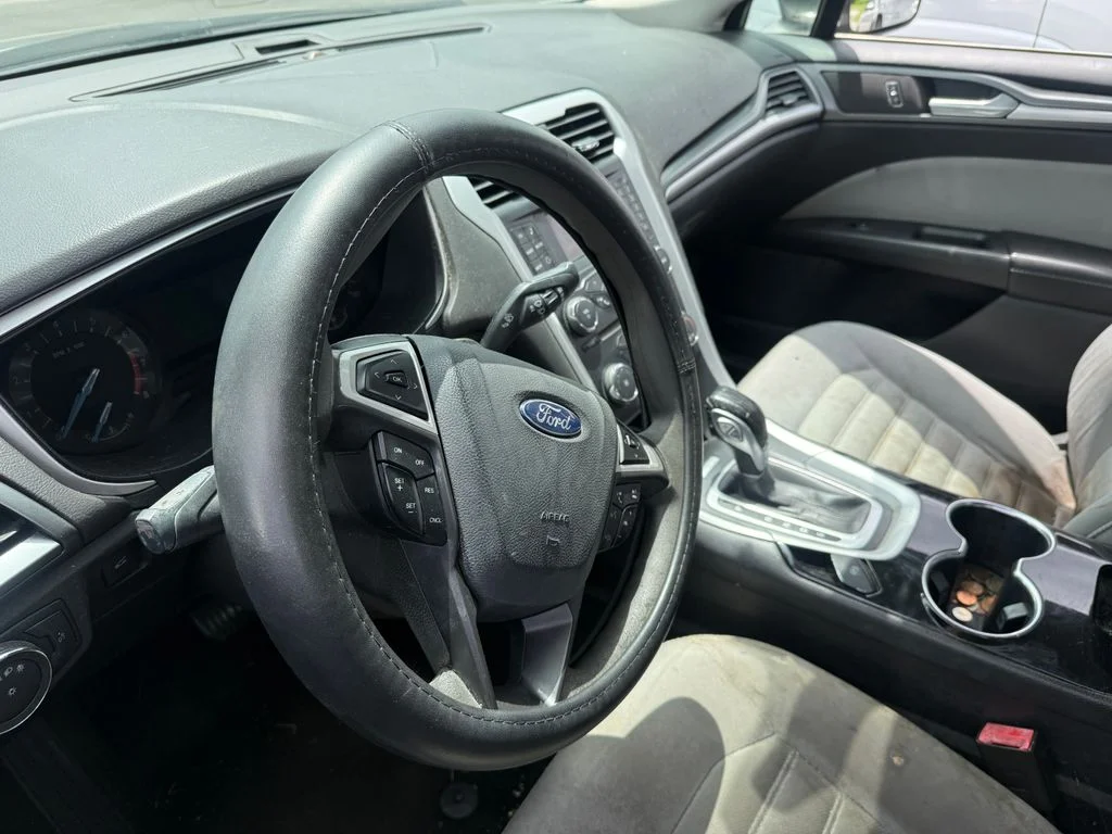 Used 2014 Gray Ford S image 9
