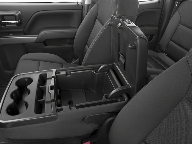 Used 2018 Graphite Metallic Chevrolet LT image 21