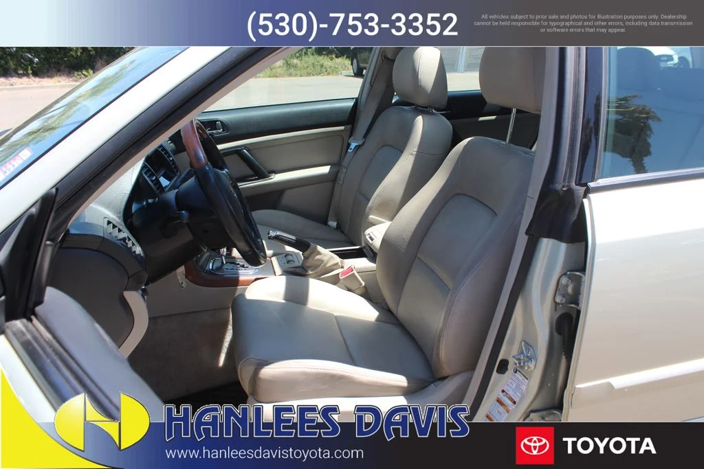 Used 2005  Subaru 3.0R image 12