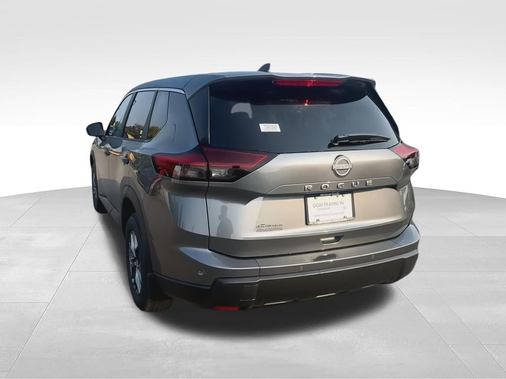 2026 Nissan Rogue S - Photo 7