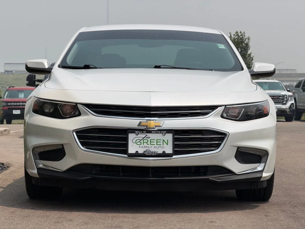 Used 2017 Beige Chevrolet LT image 6