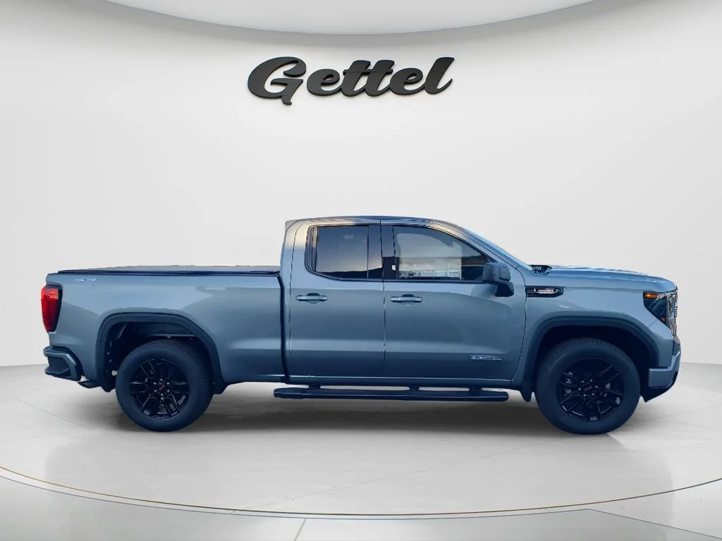 New 2026 Sterling Metallic GMC Elevation image 4