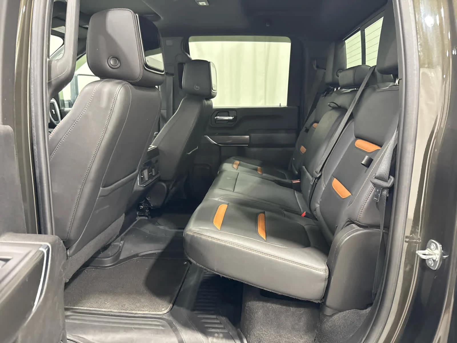 Certified Used 2022 FOREST METALLIC GMC AT4 image 12
