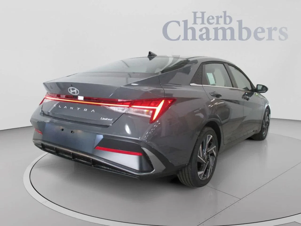 New 2025 Gray Hyundai Limited image 6