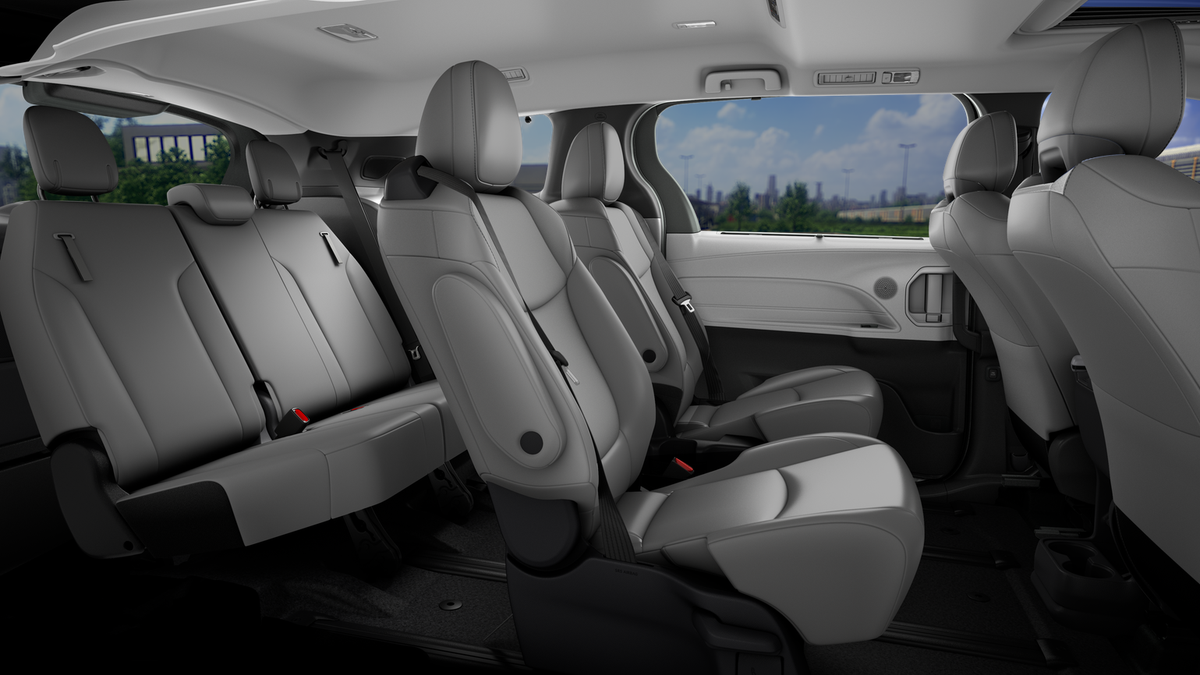 New 2026 Wind Chill Pearl Toyota XLE image 21