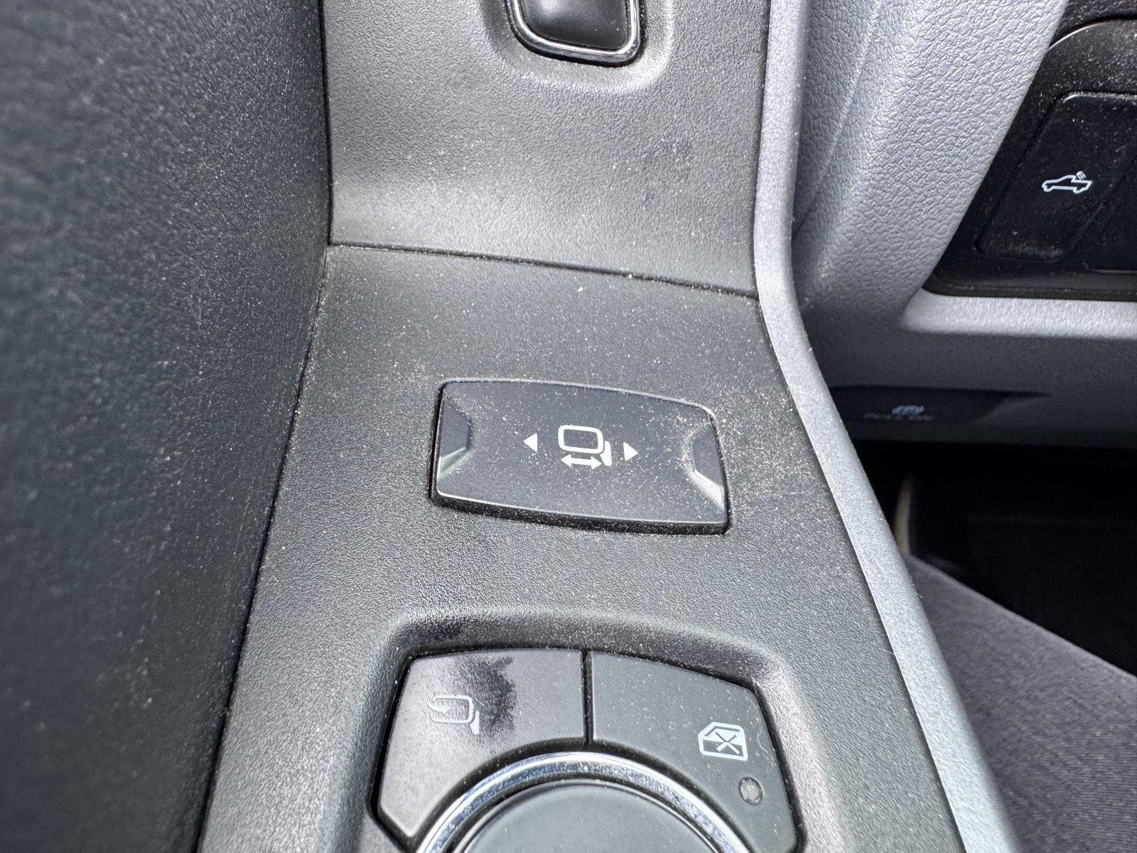 Used 2024 Antimatter Blue Ford XLT image 16