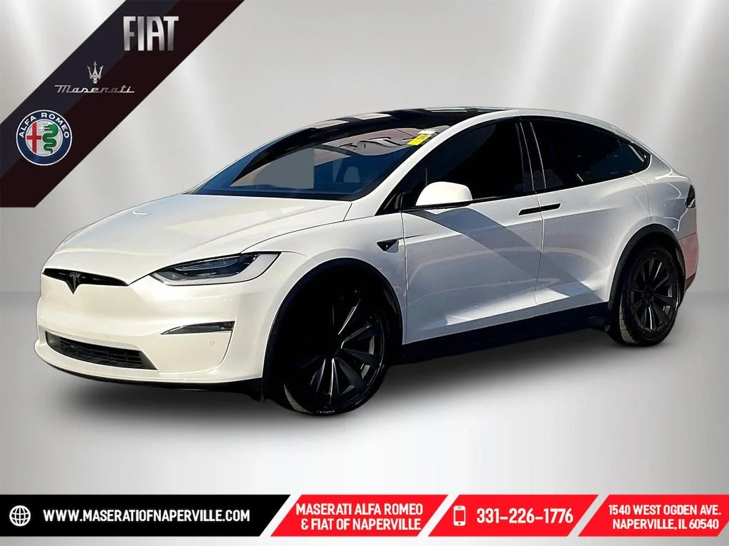 Used 2022  Tesla Plaid image 1