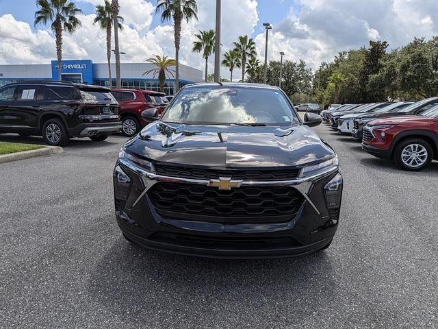 2024 Chevrolet Trax LS - Photo 8