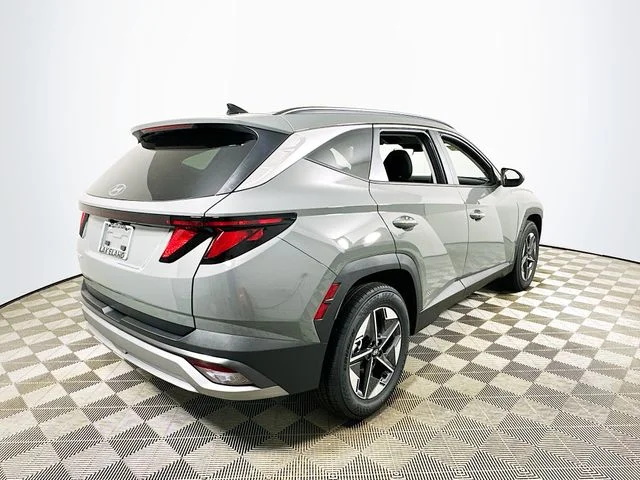 New 2026 Hyundai TUCSON SEL