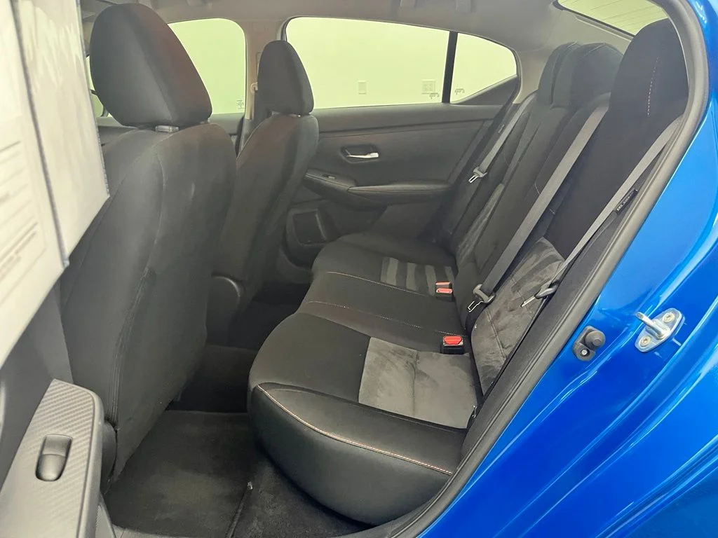 Used 2024 Blue Nissan SR image 38